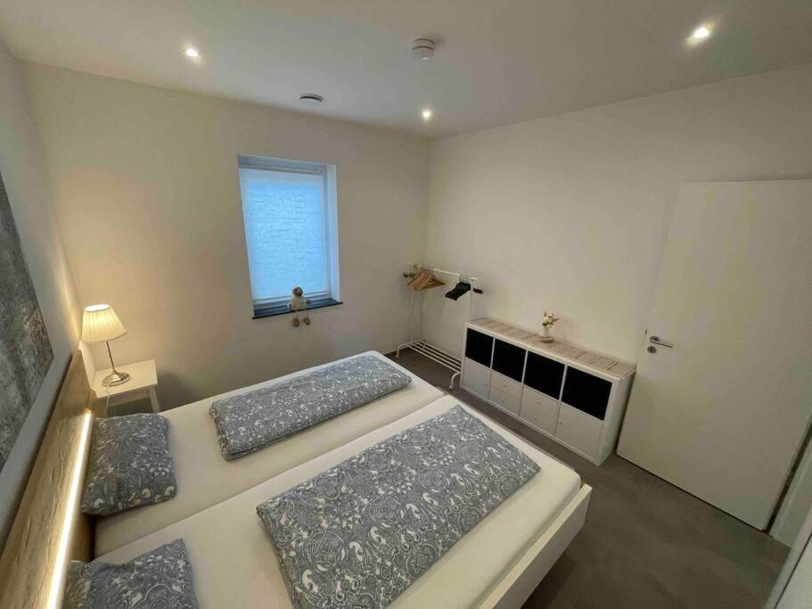 Gemuetliche, Topp Ausgestattete Ferienwohnung Bann Exterior foto